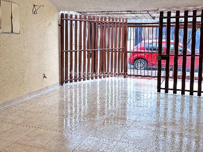 Casa de 4 alcobas en venta en Modelia, Bogotá, 264 m² · foto 2 de 18