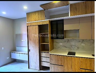 Apartaestudio en venta en Polo Club, Bogotá, 25 m² · foto 2 de 9
