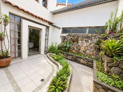 Casa de 4 alcobas en venta en La Alhambra Central, Bogotá, 570 m² · foto 10 de 20