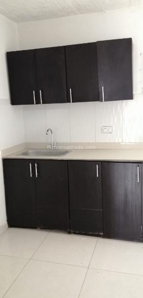 Apartamento de 2 alcobas con balcón en Belén Altavista - 4