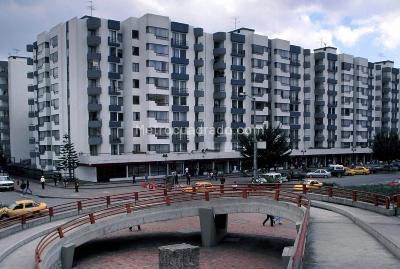 Apartamento de 4 alcobas en venta en Ciudad Salitre Occidental, Bogotá, 97 m² · foto 5 de 20
