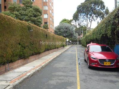 Apartamento de 3 alcobas en venta en La Calleja, Bogotá, 116 m² · foto 2 de 20