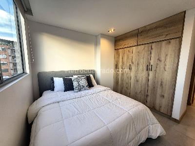 Apartamento de 3 alcobas en venta en Loma De Los Mesa, Envigado, 212 m² · foto 9 de 20