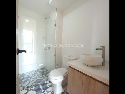Apartamento de 1 alcoba en venta en El Plan, Bogotá, 32 m² · foto 12 de 14