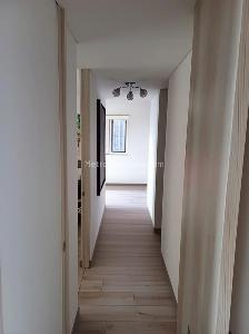 Apartamento de 2 alcobas en venta en Ciudad Salitre, Bogotá, 75 m² · foto 4 de 13