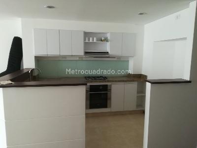 Apartamento de 2 alcobas en venta en Cedro Madeiras, Bogotá, 78 m² · foto 2 de 17