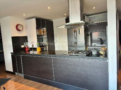 Apartamento de 3 alcobas en venta en Contador Cedritos, Bogotá, 109 m² · foto 6 de 18