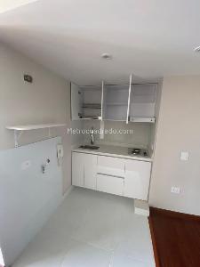 Apartaestudio en arriendo en La Macarena, Bogotá, 28 m² · foto 3 de 12