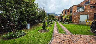 Casa de 5 alcobas en arriendo en Guaymaral, Bogotá, 1800 m² · foto 5 de 20