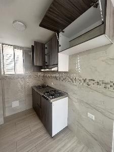 Apartamento de 2 alcobas en venta en Villas De Granada, Bogotá, 33 m² · foto 2 de 7