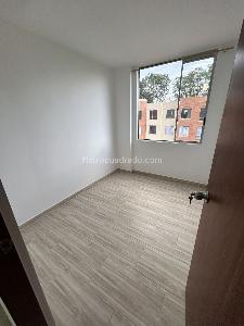 Apartamento de 2 alcobas en venta en Villas De Granada, Bogotá, 33 m² · foto 6 de 7