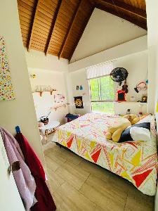Apartamento de 4 alcobas en venta en Carlos E Restrepo, Medellín, 83 m² · foto 16 de 19