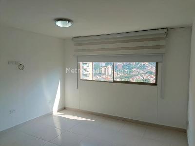Apartamento de 2 alcobas en venta en Belen Loma De Los Bernal, Medellín, 98 m² · foto 11 de 14