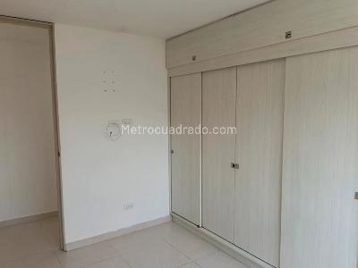 Apartamento de 2 alcobas en venta en Belen Loma De Los Bernal, Medellín, 98 m² · foto 4 de 14