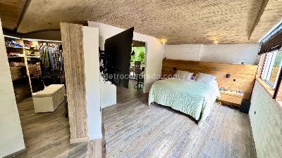 Apartamento de 2 alcobas en venta en El Poblado El Tesoro, Medellín, 100 m² · foto 12 de 16
