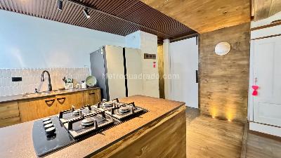 Apartamento de 2 alcobas en venta en El Poblado El Tesoro, Medellín, 100 m² · foto 5 de 16