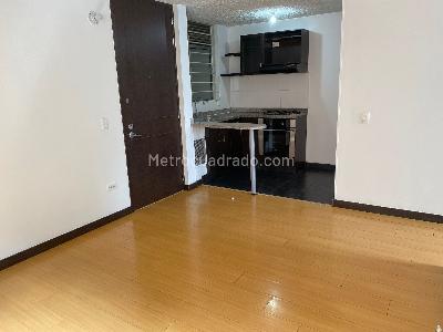 Apartaestudio en venta en Suba El Pino, Bogotá, 34 m² · foto 2 de 16