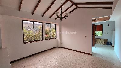 Casa de 5 alcobas en arriendo en La Voragine, Cali, 362 m² · foto 3 de 20
