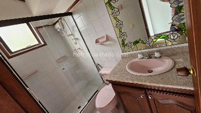 Casa de 5 alcobas en arriendo en La Voragine, Cali, 362 m² · foto 10 de 20