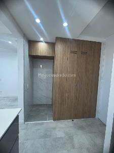 Apartamento de 1 alcoba en venta en Villa Alsacia, Bogotá, 32 m² · foto 2 de 12