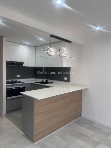 Apartamento de 1 alcoba en venta en Villa Alsacia, Bogotá, 32 m² · foto 1 de 12