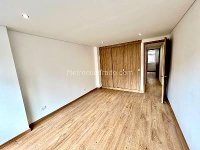 Apartamento de 2 alcobas en venta en Chico Reservado, Bogotá, 95 m² · foto 12 de 20