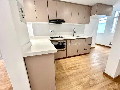 Apartamento de 2 alcobas en venta en Chico Reservado, Bogotá, 95 m² · foto 7 de 20