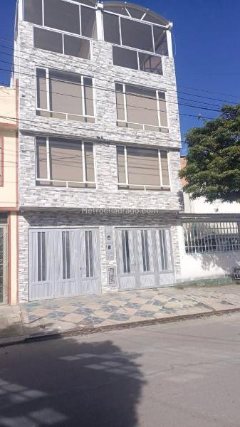 Casa en Arriendo, VILLA DEL RIO Zona Urbana, Bogotá D.C.