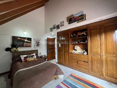 Casa de 4 alcobas en venta en Casa Blanca Suba, Bogotá, 326 m² · foto 14 de 20