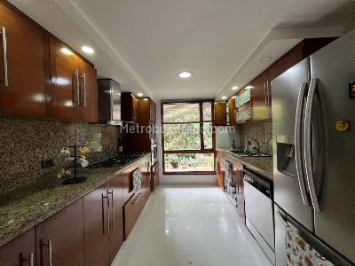 Casa de 4 alcobas en venta en Casa Blanca Suba, Bogotá, 326 m² · foto 5 de 20