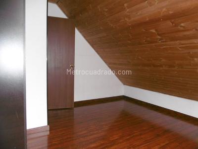 Apartamento de 3 alcobas en venta en Provivienda Oriental, Bogotá, 63 m² · foto 11 de 19
