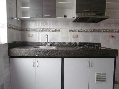 Apartamento de 3 alcobas en venta en Provivienda Oriental, Bogotá, 63 m² · foto 8 de 19