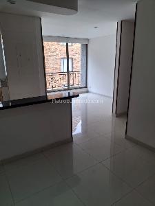 Apartamento de 3 alcobas en venta en Los Cedritos, Bogotá, 96 m² · foto 5 de 19
