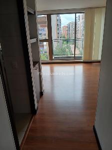 Apartamento de 3 alcobas en venta en Mazuren, Bogotá, 85 m² · foto 2 de 19