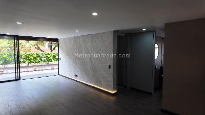 Apartamento de 2 alcobas en venta en Santa Barbara Central, Bogotá, 141 m² · foto 8 de 20