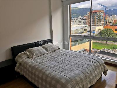 Apartamento de 1 alcoba en venta en Santa Barbara Occidental, Bogotá, 37 m² · foto 4 de 10
