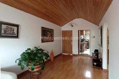 Apartamento de 3 alcobas en venta en Mazuren Autopista Norte, Bogotá, 72 m² · foto 2 de 19