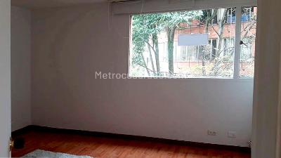 Apartamento de 1 alcoba en arriendo en Chico Los Rosales, Bogotá, 45 m² · foto 4 de 7