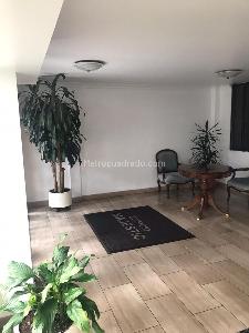 Apartamento de 3 alcobas en venta en San Patricio, Bogotá, 139 m² · foto 2 de 20