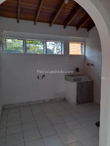 Apartamento de 4 alcobas en venta en Carlos E Restrepo, Medellín, 117 m² · foto 4 de 20