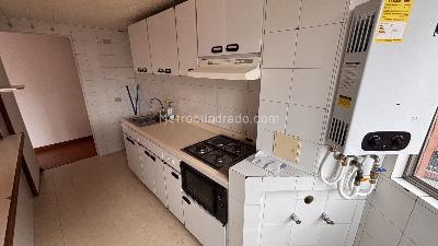 Apartamento de 3 alcobas en venta en Mazuren, Bogotá, 84 m² · foto 17 de 20