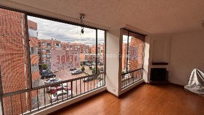 Apartamento de 3 alcobas en venta en Mazuren, Bogotá, 84 m² · foto 4 de 20