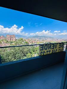 Apartamento de 3 alcobas en venta en Camino Verde, Envigado, 64 m² · foto 3 de 12