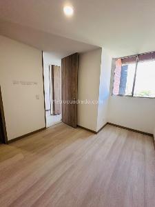 Apartamento de 3 alcobas en venta en Camino Verde, Envigado, 64 m² · foto 10 de 12