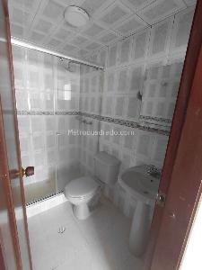 Apartamento de 3 alcobas en venta en Normandia Ii Sector, Bogotá, 72 m² · foto 2 de 10