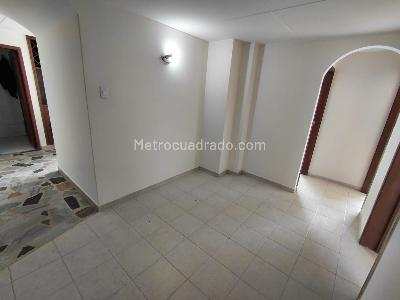 Apartamento de 3 alcobas en venta en Normandia Ii Sector, Bogotá, 72 m² · foto 4 de 10