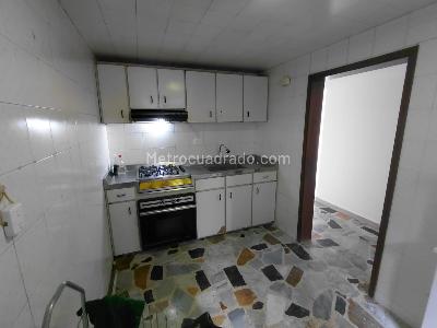Apartamento de 3 alcobas en venta en Normandia Ii Sector, Bogotá, 72 m² · foto 5 de 10
