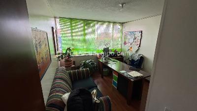 Casa de 5 alcobas en arriendo en Pontevedra, Bogotá, 345 m² · foto 4 de 16