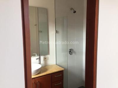 Apartamento de 1 alcoba en arriendo en Chico Norte, Bogotá, 60 m² · foto 14 de 20