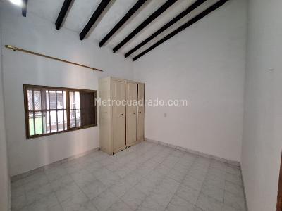 Apartamento de 2 alcobas en venta en Alfonso Lopez Iii Etapa, Cali, 75 m² · foto 5 de 15